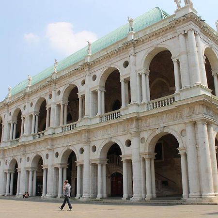 Charmant Palladio - Vicenza City Center Buitenkant foto